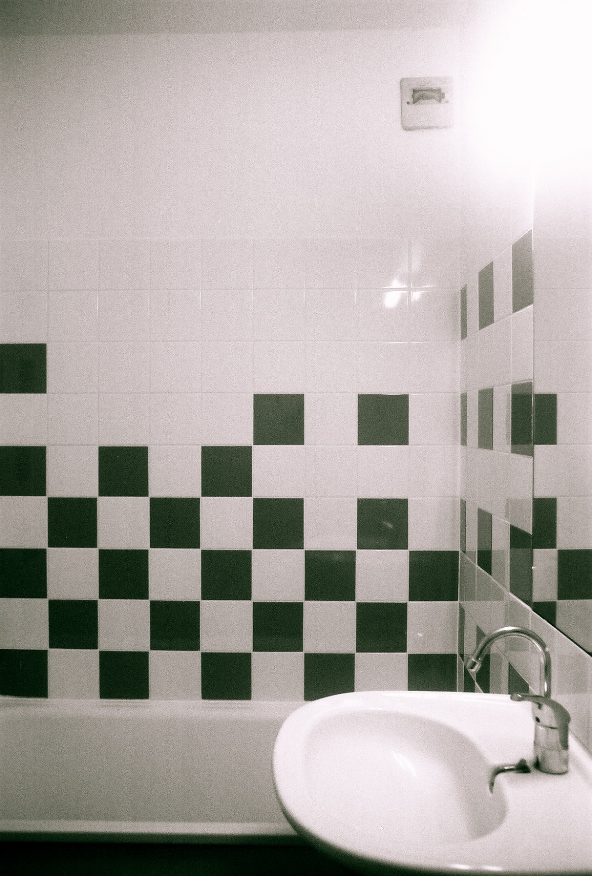 Domofrance : amlioration des salles de bains/salles d'eau de la rsidence Le Sulky : FH000008.JPG