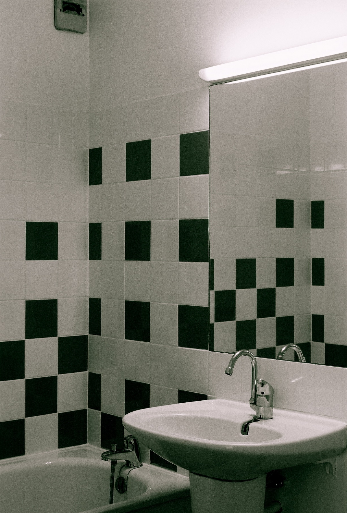 Domofrance : amlioration des salles de bains/salles d'eau de la rsidence Le Sulky : FH000014.JPG