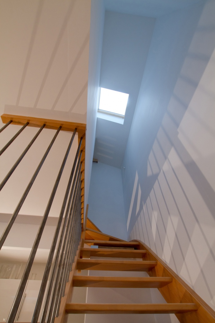 Réaménagement et surélévation d'une échoppe : Puit de jour au-dessus de l'escalier