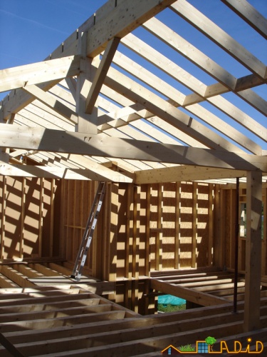 Intgration d'une maison neuve dans une ferme dsafecte : MAison JOA-Salignac (2).JPG