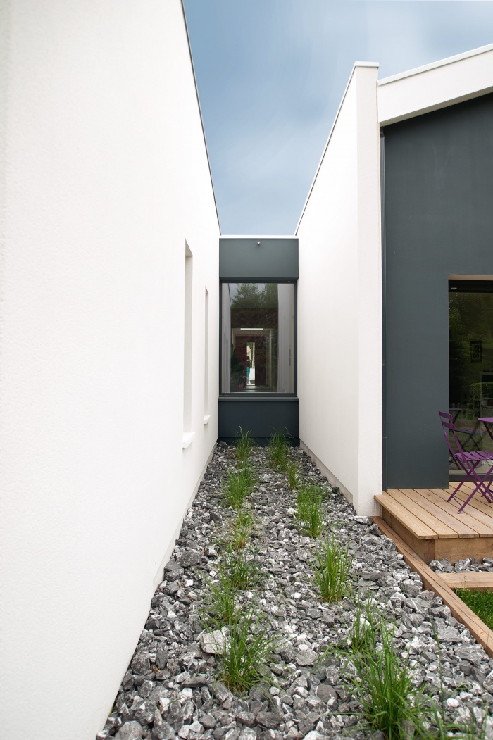 Construction d'une maison contemporaine à Canéjan : 2015Canejan reportageA010 copie.jpeg