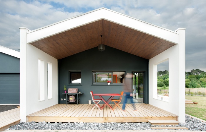 Construction d'une maison contemporaine à Canéjan : 2015Canejan reportageA008 copie.jpeg