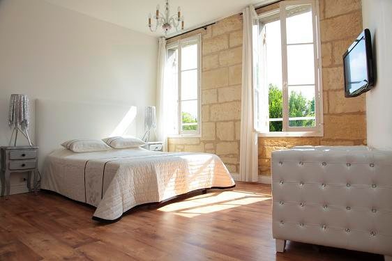 Amnagement de chambres d'hotes et cave a vins - SAINT EMILION : 284673_123502791072227_1263147_n