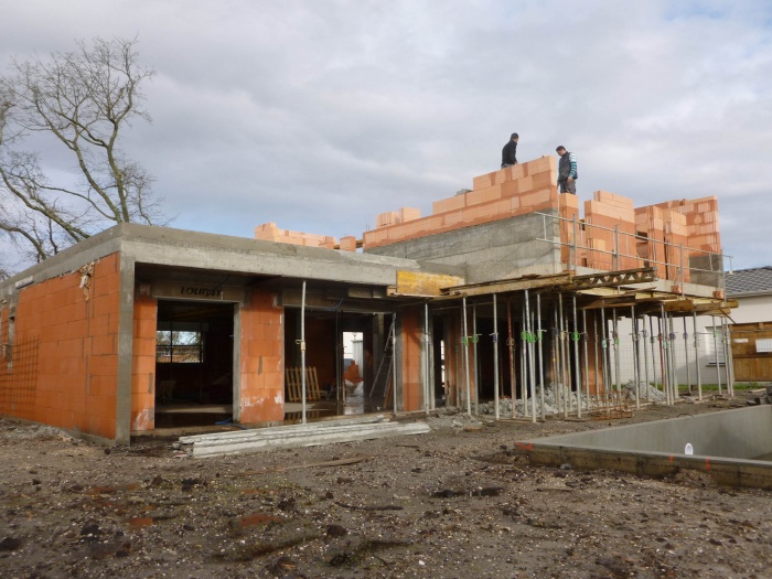 Maison aux lignes contemporaines : Murs de l'tage